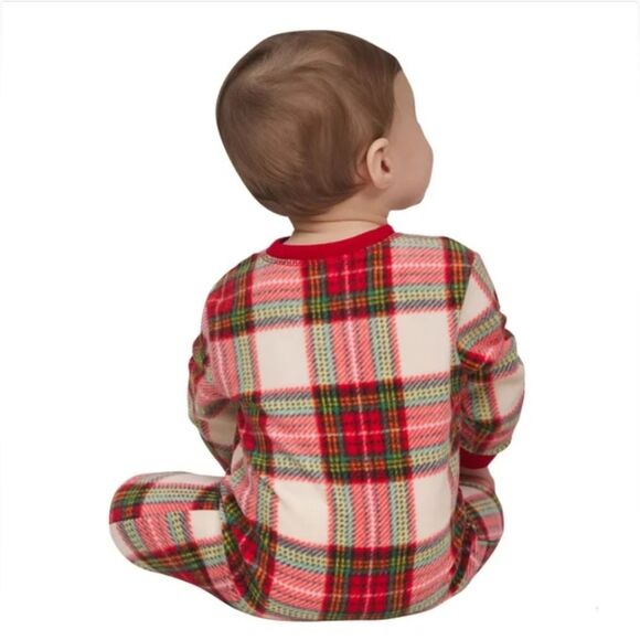 Eddie Bauer Toddler 18M Footed Sleeper Red Plaid Zip Pajamas Christmas Truck NWT - Picture 6 of 6